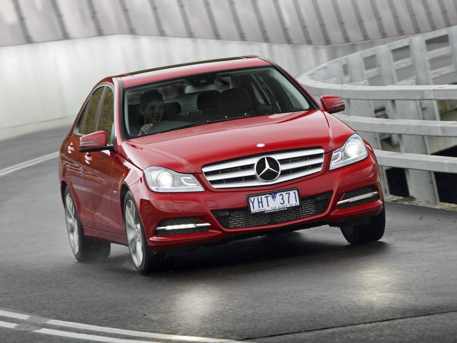  Mercedes-Benz C200 2011 года  (AU) (фото 1 из 7)